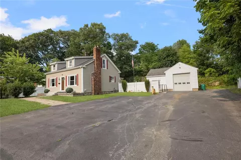 310 Talcott St, Woonsocket, RI 02895 photo 4