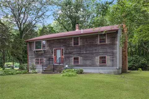 91 Inez Dr, North Kingstown, RI 02852