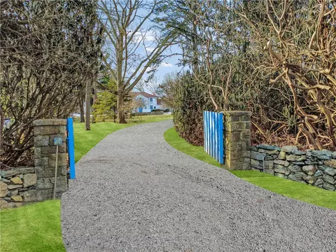 Exterior - 20 Browning Rd, Westerly, RI 02891 photo 2 of 3