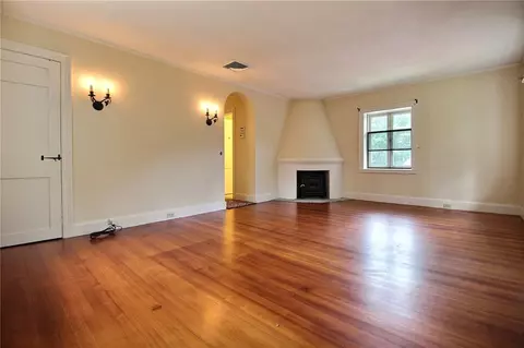 Living - 20 Browning Rd, Westerly, RI 02891 photo 3 of 3