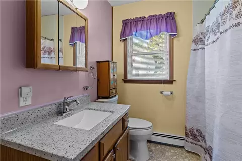 Bath - 73 Phillips Ave, Warwick, RI 02888 photo 2 of 2