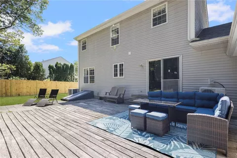 Exterior - 45 Ginger Trl, Coventry, RI 02816 photo 2 of 8
