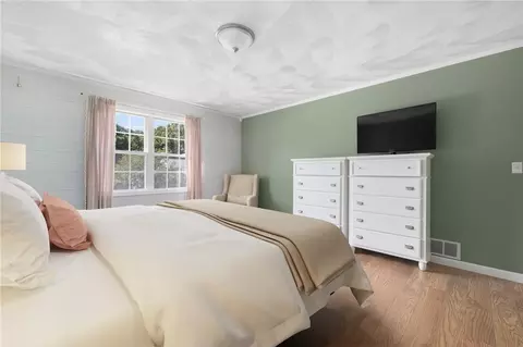 Bedroom - 45 Ginger Trl, Coventry, RI 02816 photo 2 of 8
