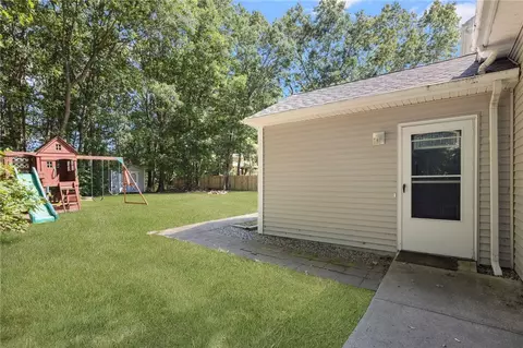 Exterior - 45 Ginger Trl, Coventry, RI 02816 photo 4 of 8