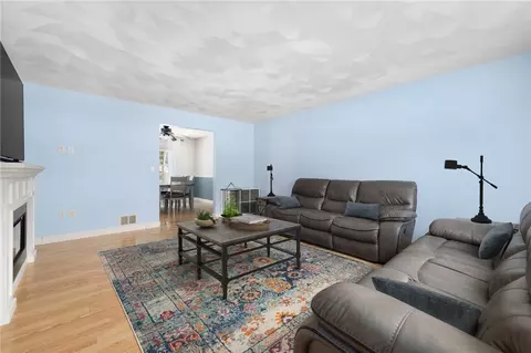 Living - 45 Ginger Trl, Coventry, RI 02816 photo 1 of 2