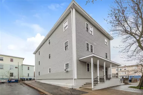 136 Almy St, Providence, RI 02909