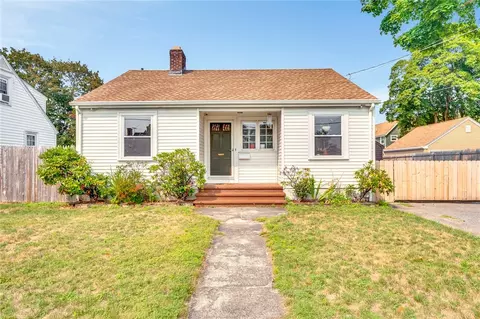 108 Rice St, Pawtucket, RI 02861