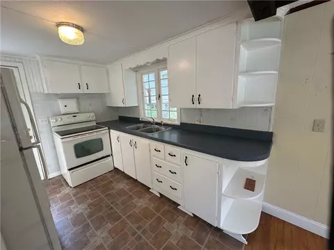 12 E Stuart St, Westerly, RI 02891 photo 14