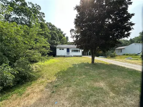 12 E Stuart St, Westerly, RI 02891 photo 5