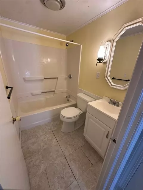 12 E Stuart St, Westerly, RI 02891 photo 18