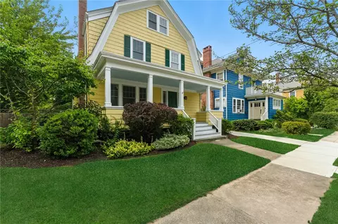 48 Grotto Ave, Providence, RI 02906