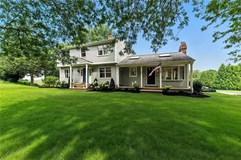 287 Cowesett Rd, Warwick, RI 02886