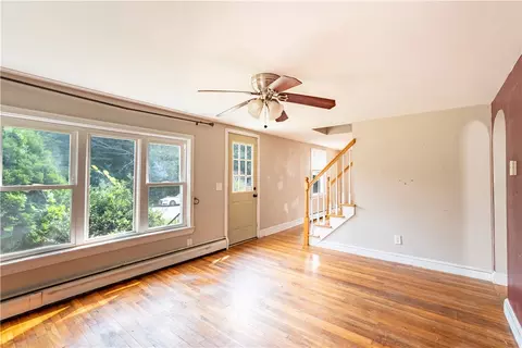 25 Patton St, Coventry, RI 02816 photo 11