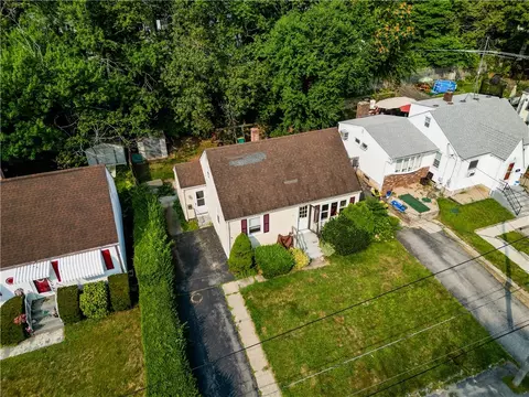 25 Patton St, Coventry, RI 02816 photo 25
