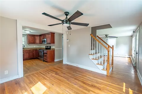 25 Patton St, Coventry, RI 02816 photo 6
