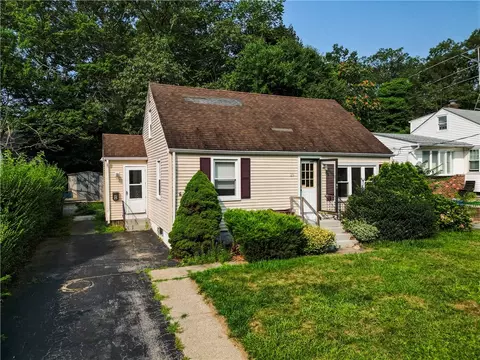 25 Patton St, Coventry, RI 02816 photo 27