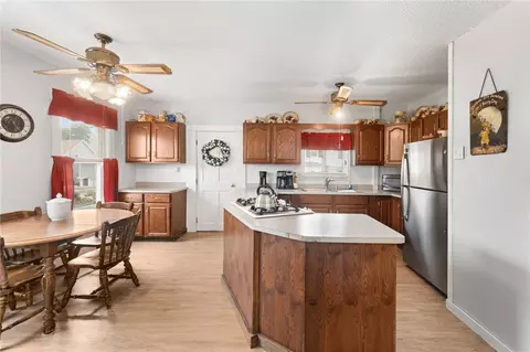 149 6th Ave, Woonsocket, RI 02895 photo 2
