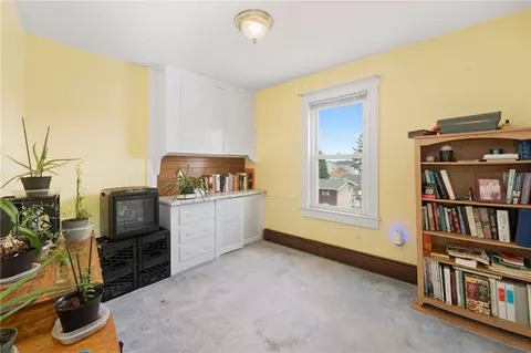 149 6th Ave, Woonsocket, RI 02895 photo 13