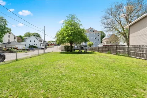 149 6th Ave, Woonsocket, RI 02895 photo 19