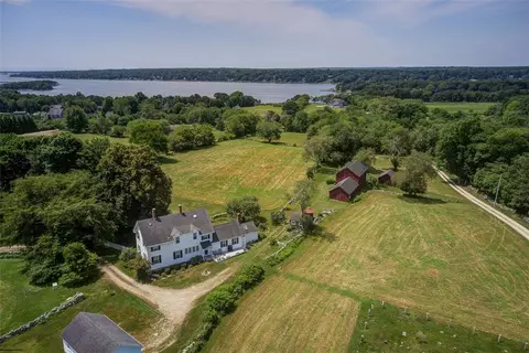 143 Horseneck Rd, Westport, MA 02790