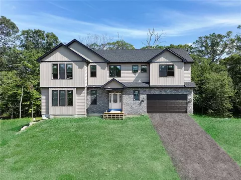 12 Alvina Dr, Johnston, RI 02919