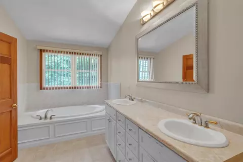 31 Estate Dr, Exeter, RI 02822 photo 29