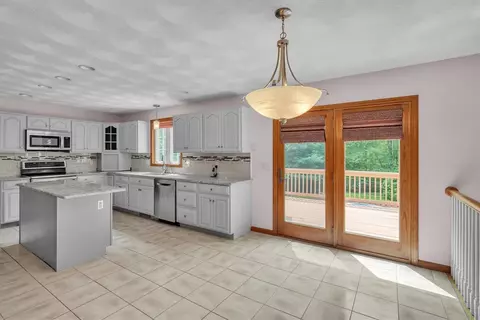 31 Estate Dr, Exeter, RI 02822 photo 13