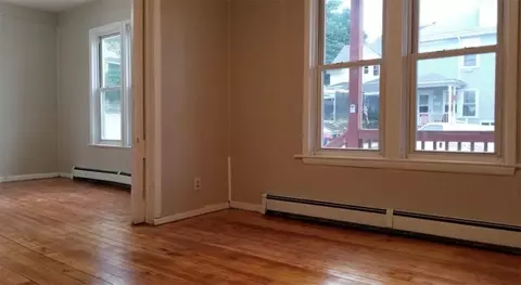 204 Welles St, Woonsocket, RI 02895 photo 8