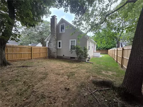 173 Trinity St, Warwick, RI 02886 photo 29