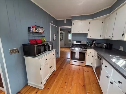 173 Trinity St, Warwick, RI 02886 photo 17
