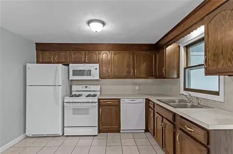 Kitchen - 25 High St, Warwick, RI 02886 photo 1 of 3