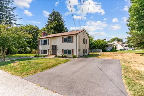 Exterior - 25 High St, Warwick, RI 02886 photo 5 of 8