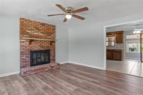 Living - 25 High St, Warwick, RI 02886 photo 2 of 10