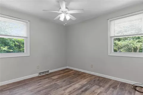 Bedroom - 25 High St, Warwick, RI 02886 photo 1 of 6