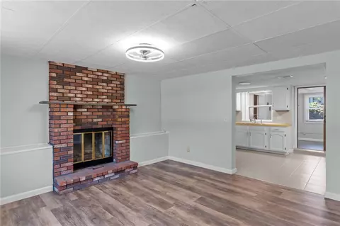 Living - 25 High St, Warwick, RI 02886 photo 8 of 10