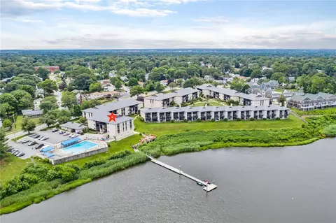 400 Narragansett Pkwy #SC-4, Warwick, RI 02888