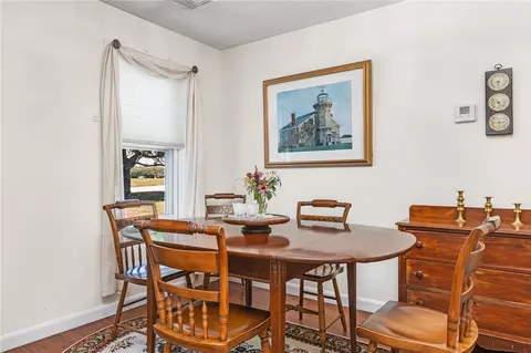 21 Captains Dr, Westerly, RI 02891 photo 11
