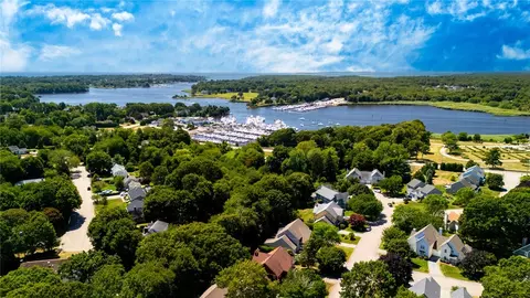 21 Captains Dr, Westerly, RI 02891 photo 37