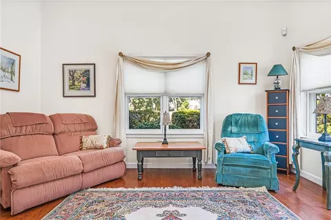 21 Captains Dr, Westerly, RI 02891 photo 8