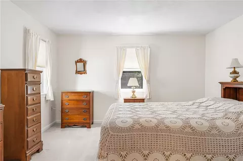 21 Captains Dr, Westerly, RI 02891 photo 12