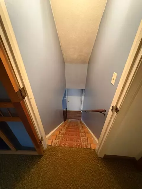 Entry Way - 5 Cedar Grove Dr, Exeter, RI 02822 photo 1 of 1