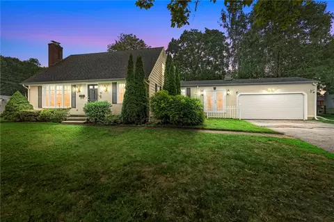 10 Mark Dr, Cranston, RI 02920