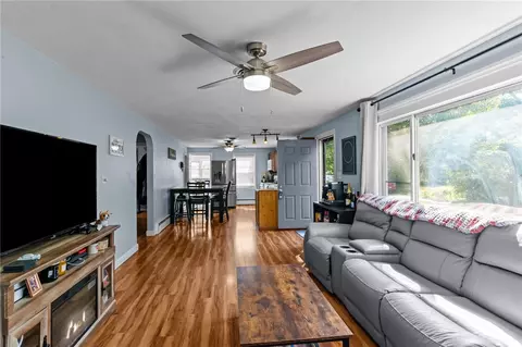 99 Ruskin Ave, Woonsocket, RI 02895 photo 13