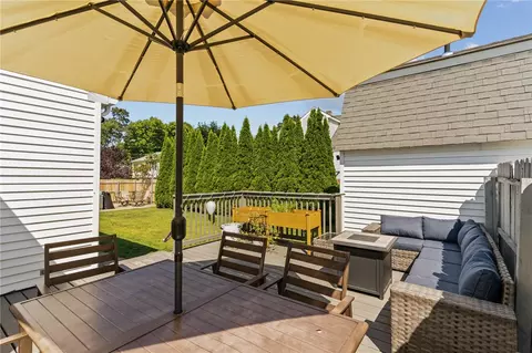 99 Ruskin Ave, Woonsocket, RI 02895 photo 28