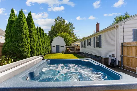99 Ruskin Ave, Woonsocket, RI 02895 photo 30