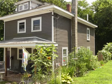 554 Coe St, Woonsocket, RI 02895