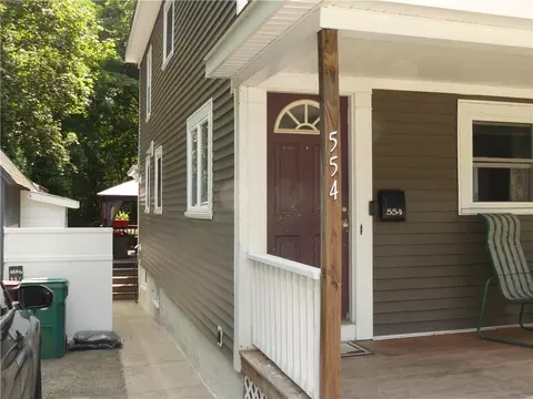 554 Coe St, Woonsocket, RI 02895 photo 2