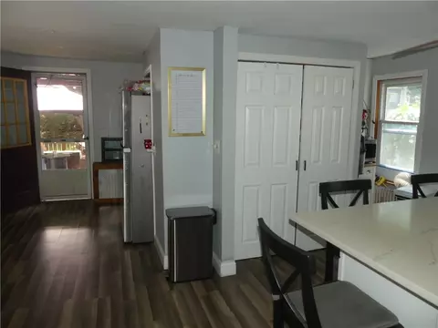 554 Coe St, Woonsocket, RI 02895 photo 9