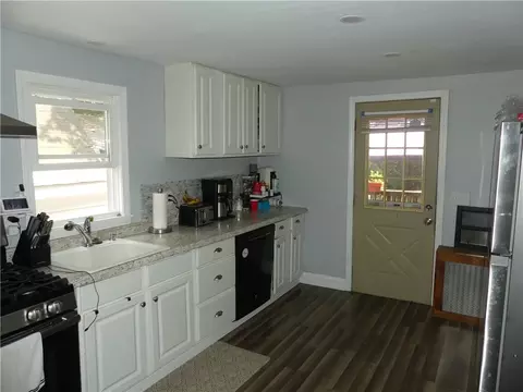 554 Coe St, Woonsocket, RI 02895 photo 6