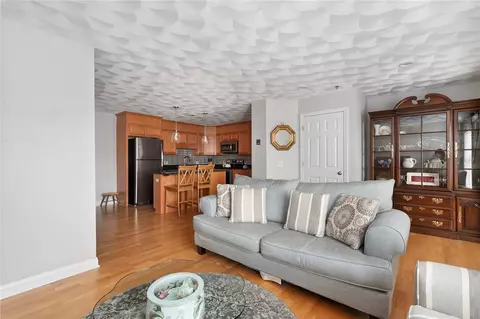 15 Saw Mill Dr #305, North Kingstown, RI 02852